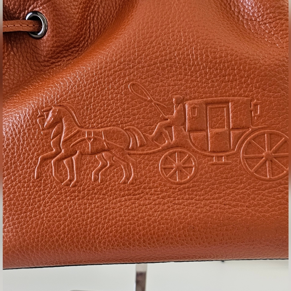 EUC Coach Andy Refined Pebbled Leather Horse & Carriage Crossbody - Picture 5 of 10